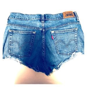 Levi Cutoffs